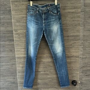 AG women’s high rise Farrah skinny Jeans size 28R